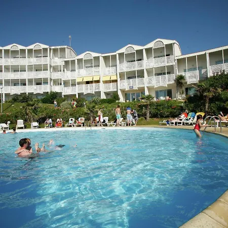 With A View On The Pool Or Near Boyard 公寓